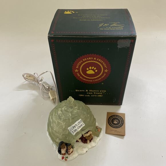 BOYD’S BEARS Eskimo Joe with Chilly Willy Winter Igloo Lighted Sculpture HOLIDAY - Picture 1 of 16